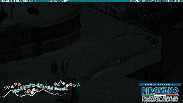 Dal Pirovano, uno sguardo verso il passo