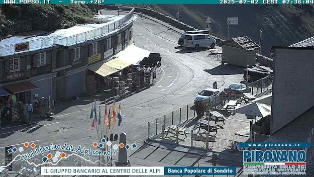 Dal Pirovano, uno sguardo verso il passo