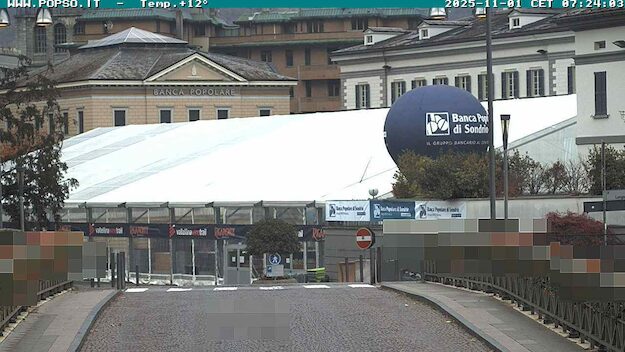 Piazza Garibaldi e la sede della BPS