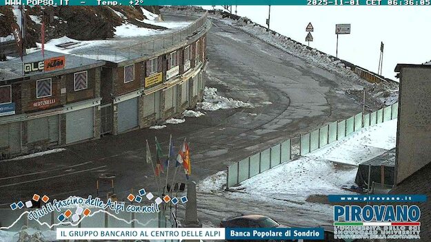 Dal Pirovano, uno sguardo verso il passo